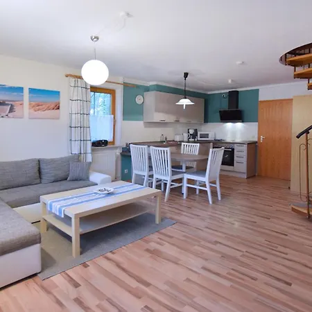 Hirtenstr 1 F * פרראו